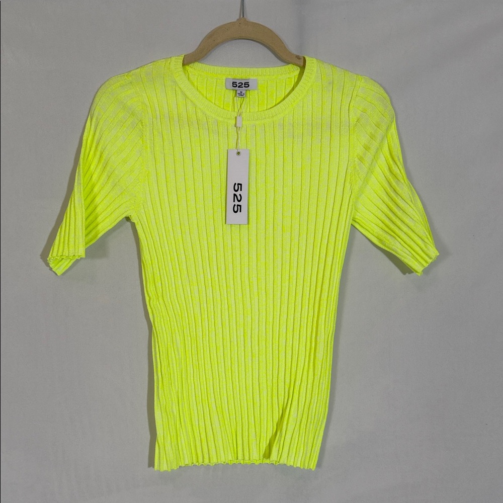 NWT 525 America Sweater Top Size M Short Sleeve Ribbed Crew Neon Yellow Green
